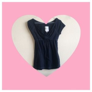 🌻Navy Blue Gilly Hicks Knit Top