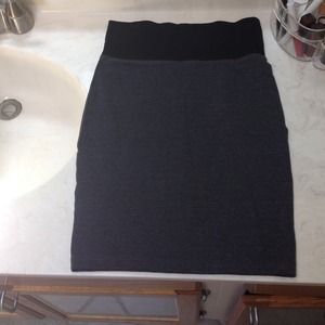 Grey/black pencil skirt