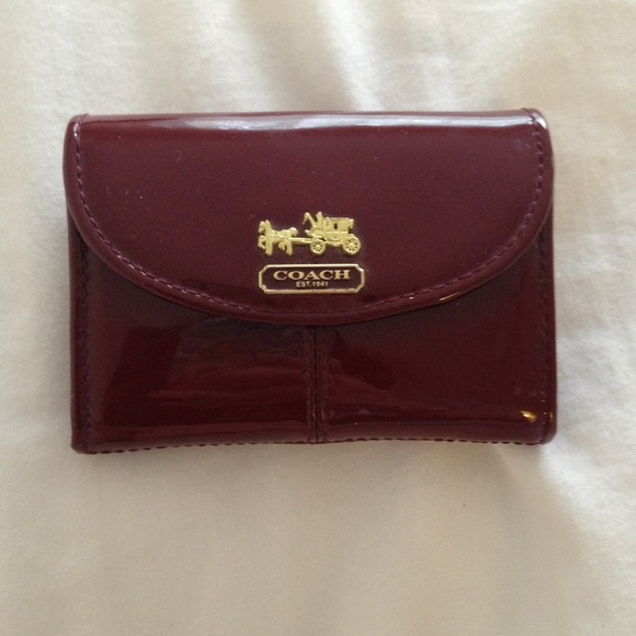 Coach Patent leather Card wallet