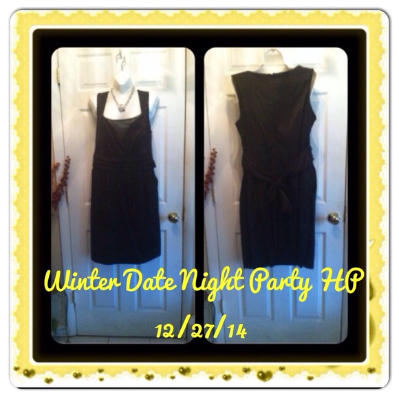 🎉Winter Date Night Party HP🎉 Simple Black dress!