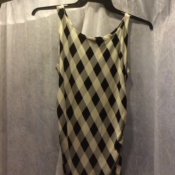 Dress - Picture 1 of 2