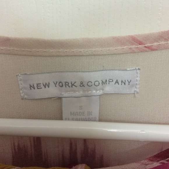 Super cute multi-design blouse - Picture 2 of 3