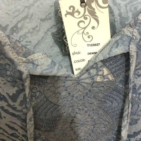 Very comfortable blue blouse - Picture 3 of 3