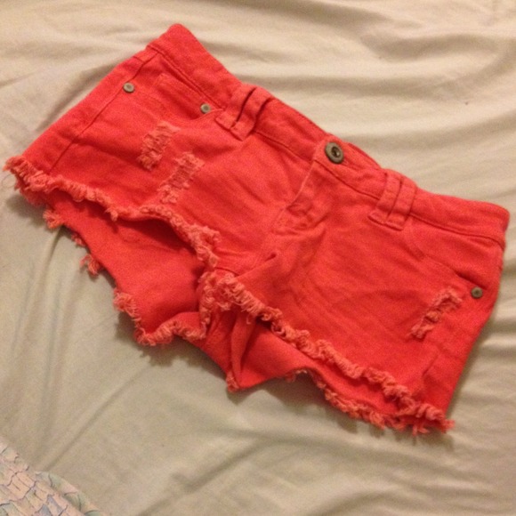 Distressed shorts