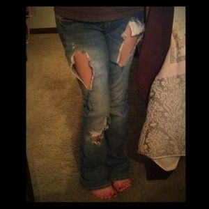 Hollister Hole-y Bootcut Jeans Sz 5 Short