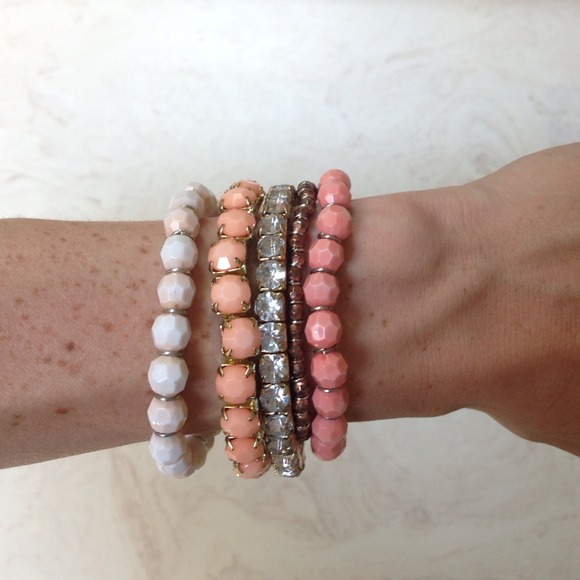 Pink/peach bracelet set