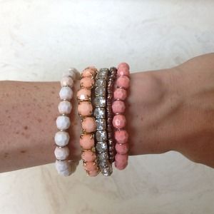 Pink/peach bracelet set