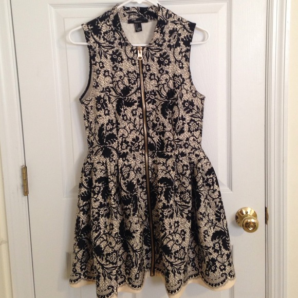 FOREVER 21 DRESS ❤️❤️