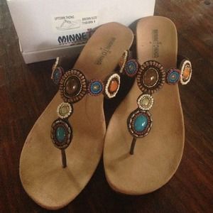❗️❗️SALE❗️Jeweled Minnetonka sandals.