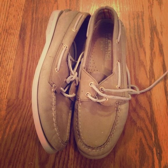 SPERRY- natural colored J Crew special edition-7.5