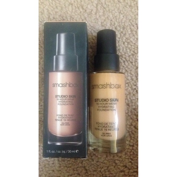 Smashbox Studio Skin 15 hr Hydrating Foundation