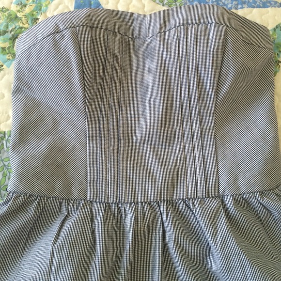 🌻Sweetheart Strapless Navy Blue Striped A&F Top - Picture 2 of 4