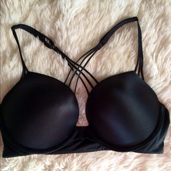 Victoria Secret Bombshell Plunge Bra