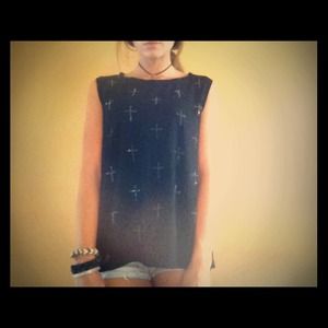 New Forever 21 sleeveless cross shirt!!!!