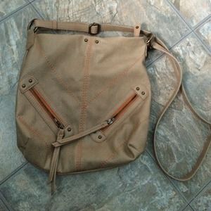 Nine Wear Vintage American Collection tan purse