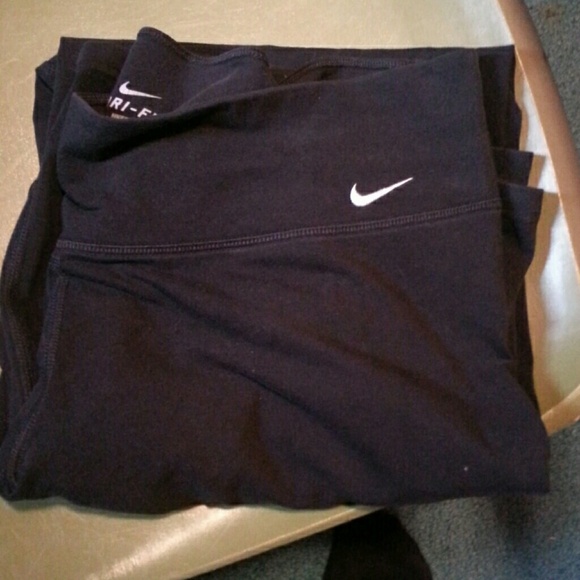 Nike yoga pants