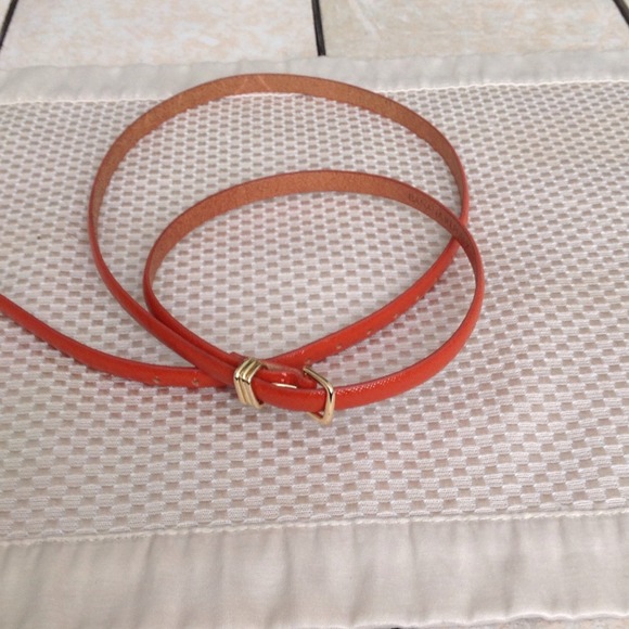 Banana republic skinny belt