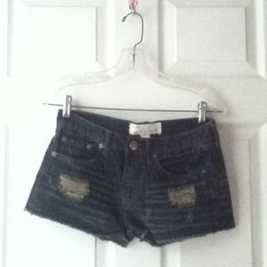 Size 0 distressed vintage Havana shorts