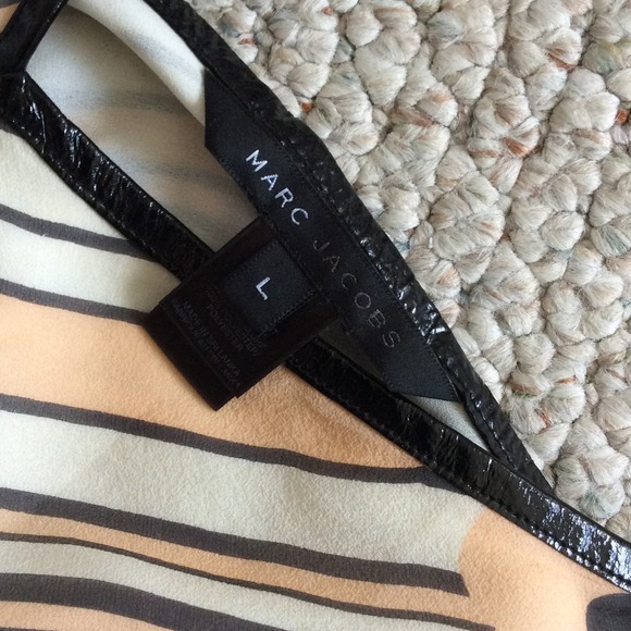 Marc Jacobs silk top w/ leather trim & halter top - Picture 4 of 4