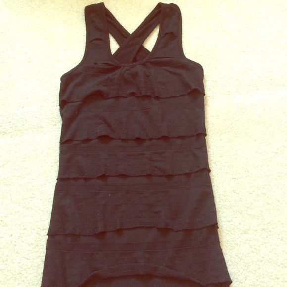 Cute black tank top - Picture 1 of 4