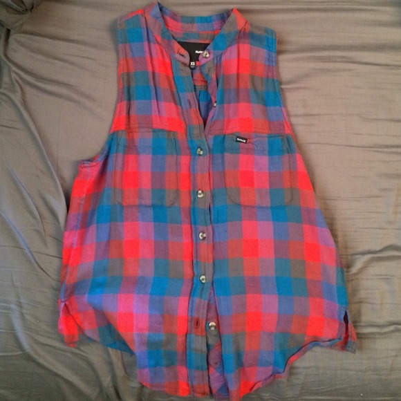 Hurley plaid button up tank