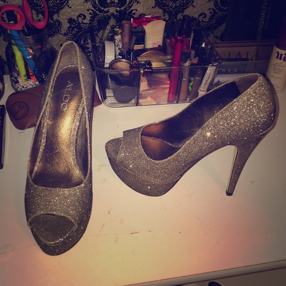 Aldo plat form bronze sparkly heel