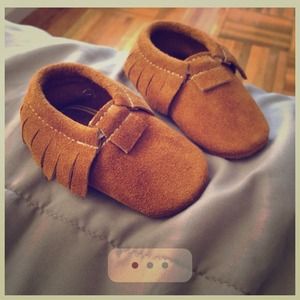 👣Baby moccs👣