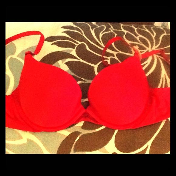 Bundle for delapena17 two cosmopolitan bras
