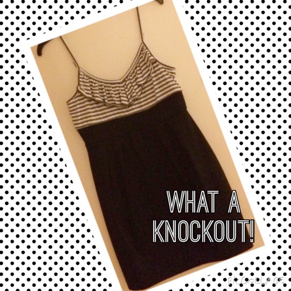 Beutiful black grey and white dreSs