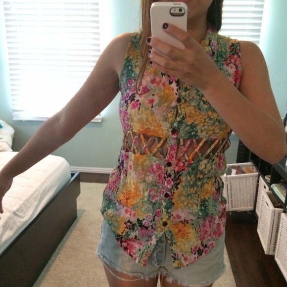 Floral Collared Tank