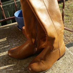 Long leather boots ( caramel)