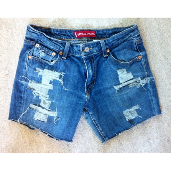 🌻Custom Levi's for @bentley33 😊