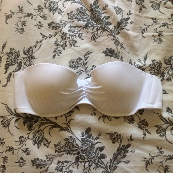 NWOT VICTORIA'S SECRET BANDEAU