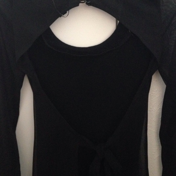 Open back top - Picture 3 of 4