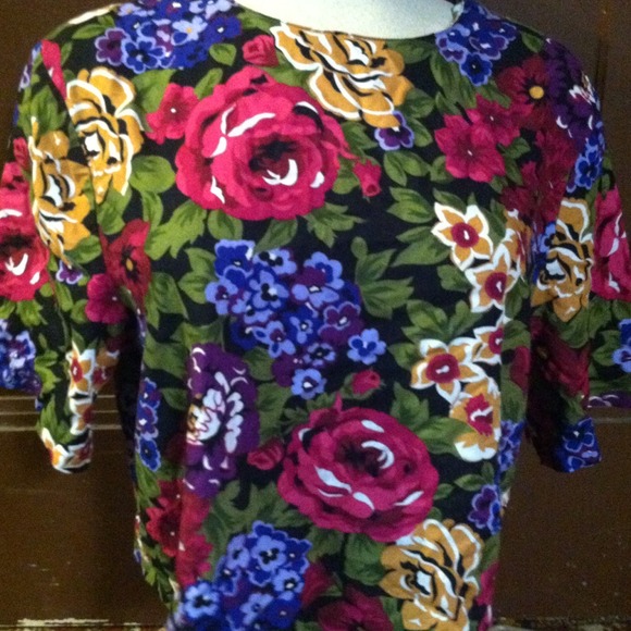 Flower printed long sleeve