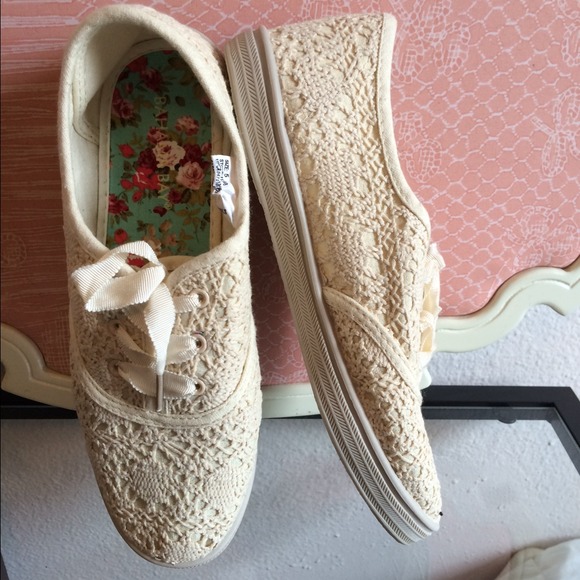 🔴SOLD🔴@ vinted crochet  plimsolls👟💕