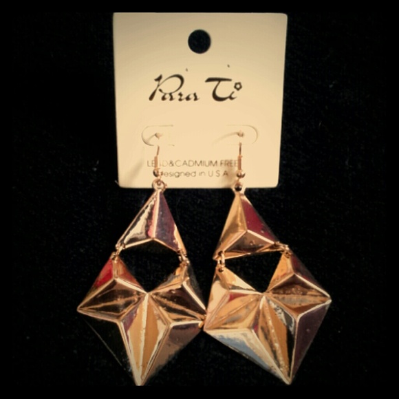 Fashion jewelry earrings