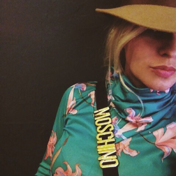 Hey Gals! Tons of cool new stuff coming!!! - Picture 4 of 4