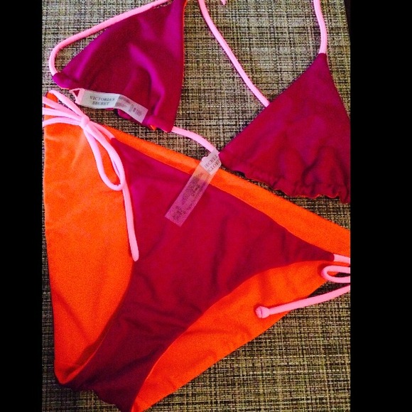 🌟BRAND NEW Victoria Secret swim suit Reversible🌟