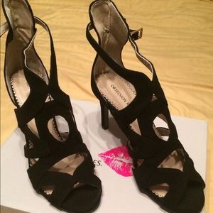 Obsession Rules Victoria dress sandal