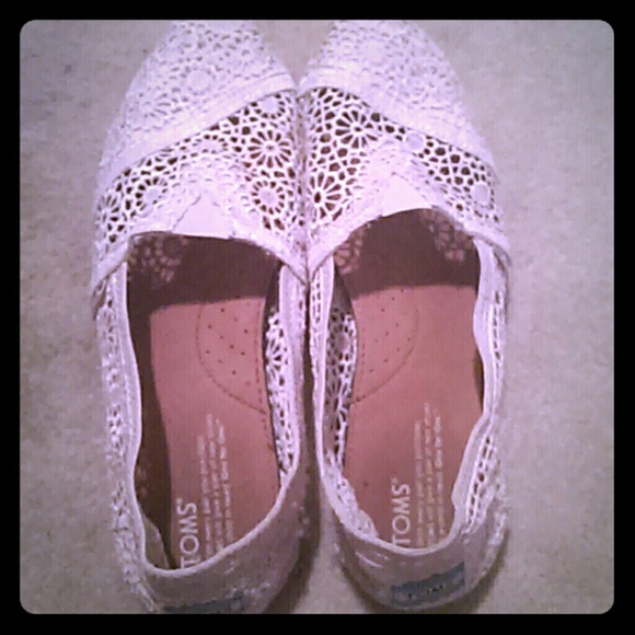 Natural colored Toms