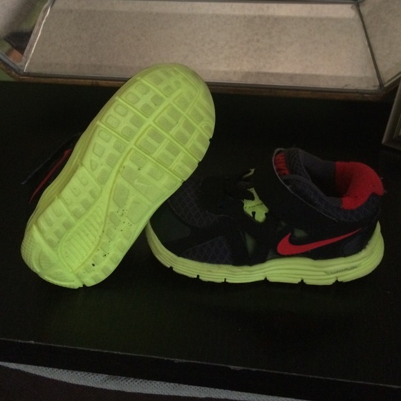 Nike Lunarglide 3 blk/red/neon toddler 5 - Picture 2 of 2