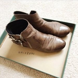 Dolce Vita DV ankle boots