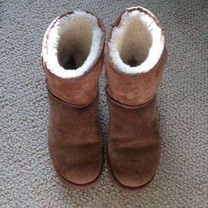 UGG Classic Short