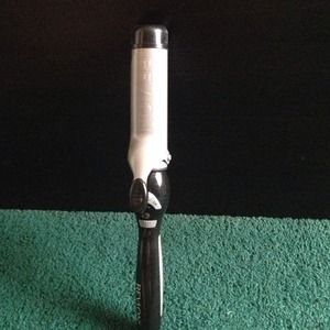 Revlon curling iron 2in