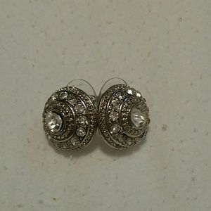 ON SALE NOW ABSOLUTELY BEAUTIFUL EARRINGS