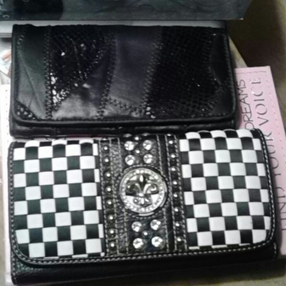 @Wallet bundle