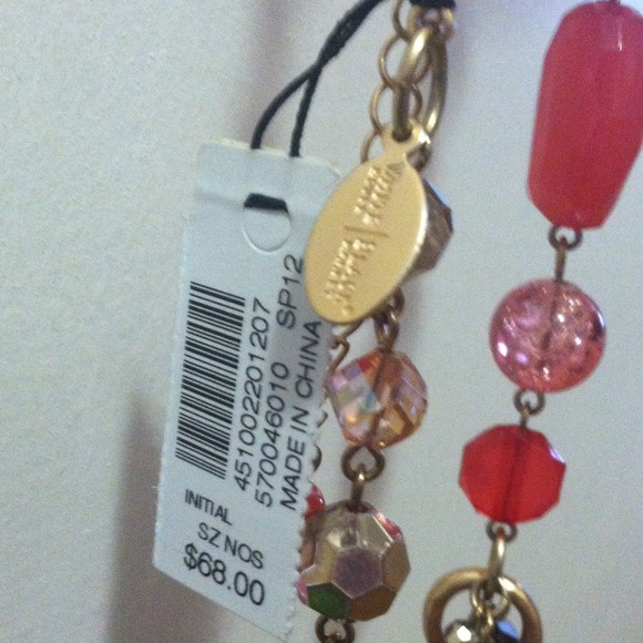 NWT necklace with removable flower clip - Picture 2 of 3