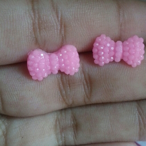 Earings - Picture 4 of 4