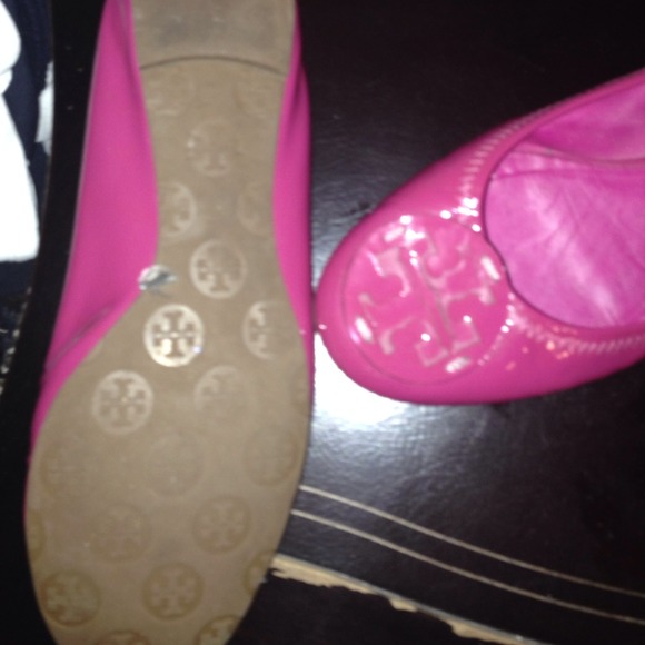 SOLD!π₯Authentic Tory burch flats - Picture 5 of 5